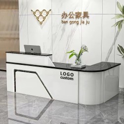 前台Q015