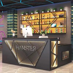 前台Q011